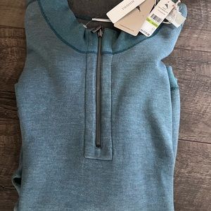 Brand New Mens Big & Tall Tommy Bahama Reversible sweatshirt